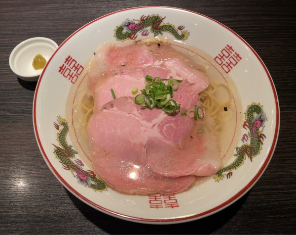 「塩かけそば＋低温チャーシュー」@中華そば 十目一八食堂の写真