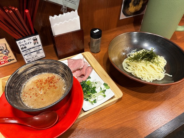 「鯛出汁鶏白湯つけ麺」@鯛出汁らーめん 琴ね 西九条店の写真