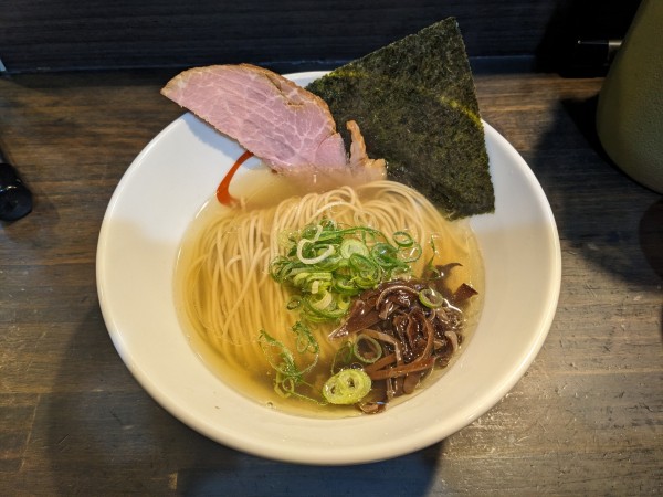 「朝ラーメン 塩 600円」@燵家製麺の写真