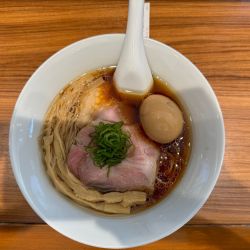 特製醤油らぁ麺