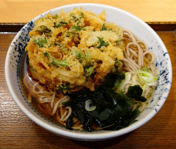 「春菊のかき揚げそば（530円）」@しぶそば 大井町店の写真