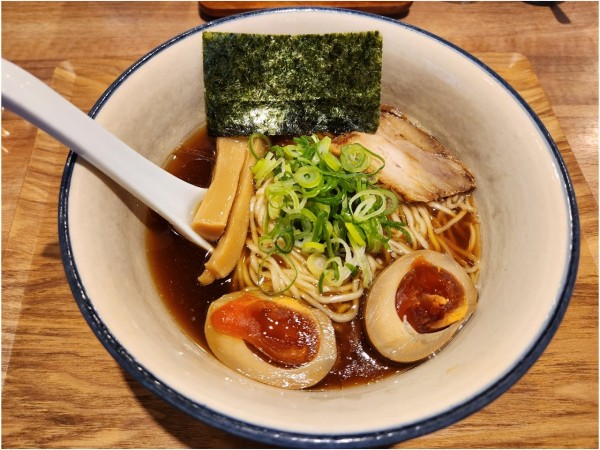 「丹波黒鶏の煮玉子らぁ麺」@Niiの写真