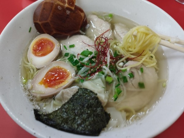 「とり三昧(1,100)」@ささやん 塩ラーメンの写真