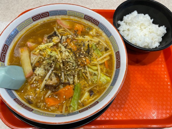 「Spicyカレーちゃんぽん　大盛　￥９２０」@スパイスカレーとアジアンヌードル オリエンタル食堂の写真
