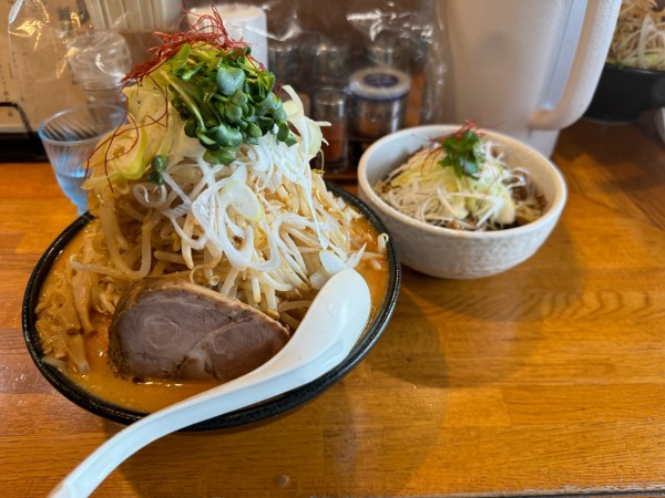 「鶏白湯辛味噌」@麺屋 鶏口の写真