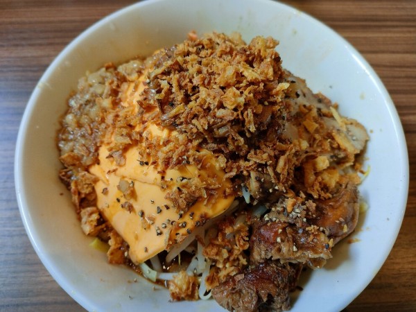 「汁なし300g にんにく抜き 脂マシ チーズ✕2」@夢を語れ 岐阜の写真