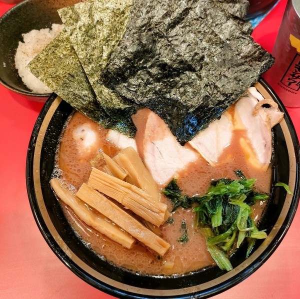 「チャーシューメン並､メンマ」@横濱家系ラーメン 野中家の写真