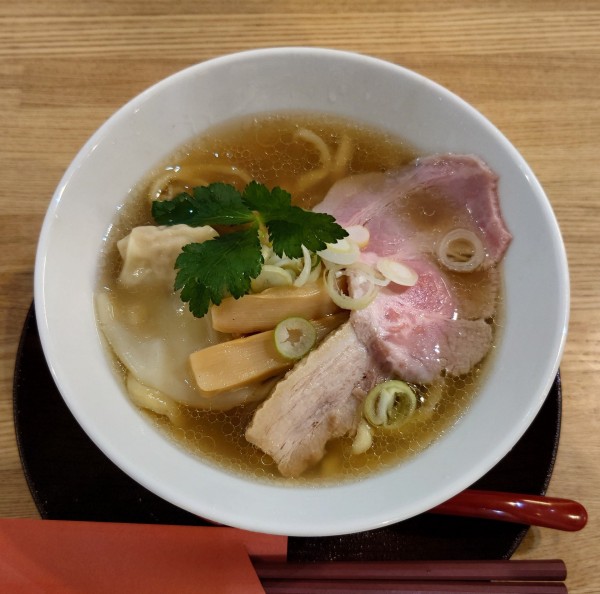 「しなそば(850円)」@手打ち正麺 Hachimitsuの写真