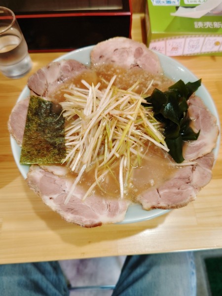 「醤油ネギチャーシュー(大盛)(1,350円)」@ラーメン一二三の写真