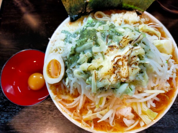 「【限定】トマRock1200円+にぎベ〜ゼ200円生卵70円」@豚星。の写真