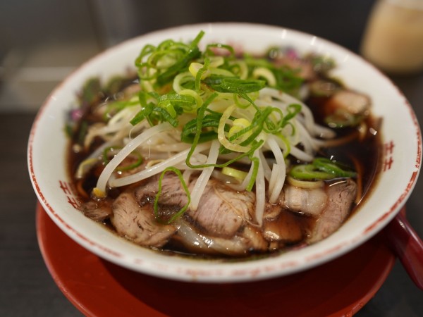 「中華そば(並)麺硬め＋焼きめし(並)」@新福菜館 秋葉原店の写真