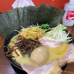 飯山家系濃厚豚骨ラーメン がぁたくの画像