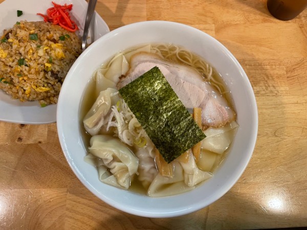 「ラーチャン ¥1200 ワンタン5個 ¥200」@中華そば うめ川の写真