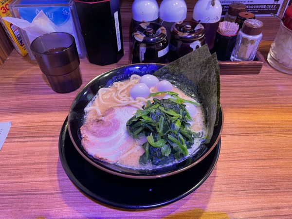 「ラーメン並」@横浜家系ラーメン 壱角家 蕨店の写真