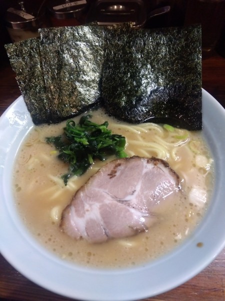 「ラーメン並」@ラーメンたかし屋の写真