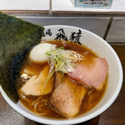 まる得らーめん（醤油）1,200円