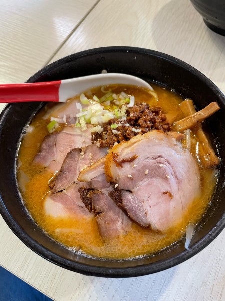 「味噌ラーメン900円+チャーシュー4枚300円」@麺屋 誉の写真