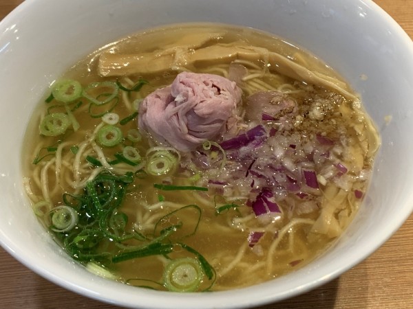 「金目鯛らぁ麺」@らぁ麺 鳳仙花の写真