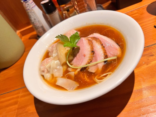 「【年越し限定】鴨ワンタン麺」@麺屋 真心の写真