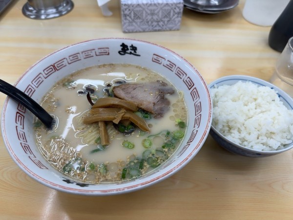 「長浜ラーメン」@九州博多 長浜らーめん まき 池田公園本店の写真