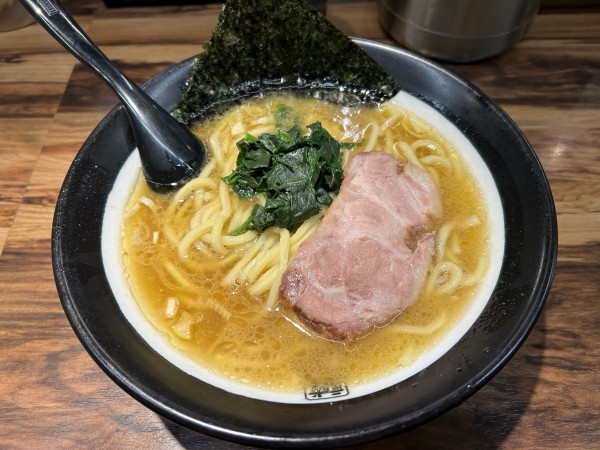 「太麺」@豚骨醤油らーめん 誠屋 八幡山本店の写真