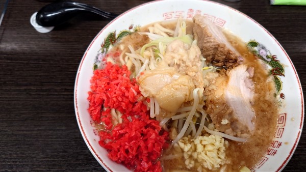 「ラーメン＋紅生姜　950円」@ラーメン二郎 川越店の写真