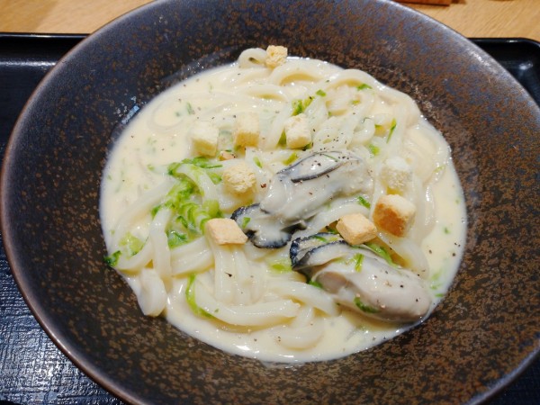 「牡蠣とあさりのチャウダーうどん（1,100円）」@山下本気うどん 川崎銀柳街の写真