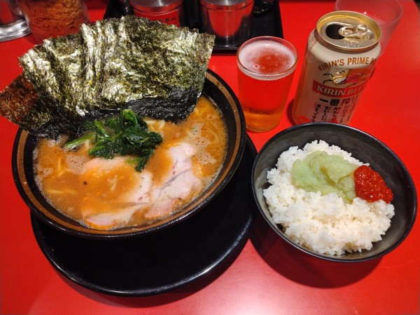 「ラーメン並盛¥800+のり¥100+ライス¥150+缶ビール」@環2家 川崎店の写真