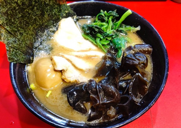 「チャーシューメン」@杉田家 千葉駅前店の写真