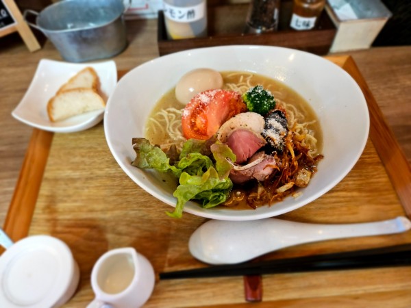 「French tomato らぁ麺」@フレンチラーメンの店 MATOYAの写真