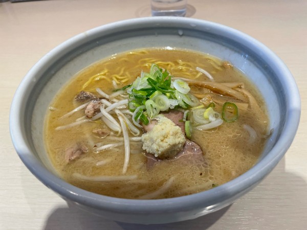 「味噌半麺¥850、生姜¥50」@RAMEN IORIの写真