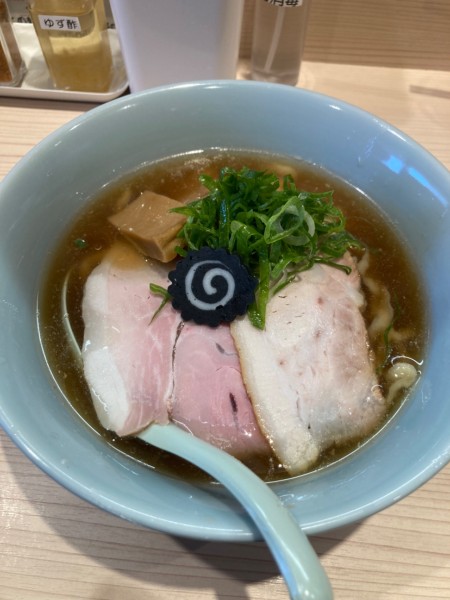 「ラーメン（９００円）」@マルエーラーメンの写真