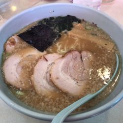 チャーシューメン(濃いめ、多め) 940円