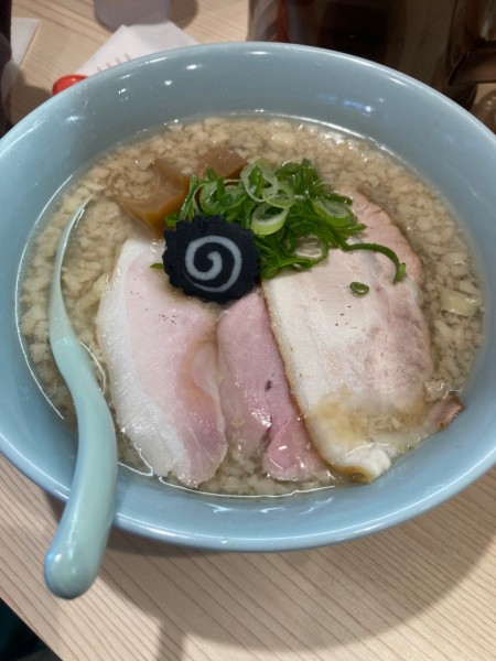 「こってりラーメン(1000円)」@マルエーラーメンの写真