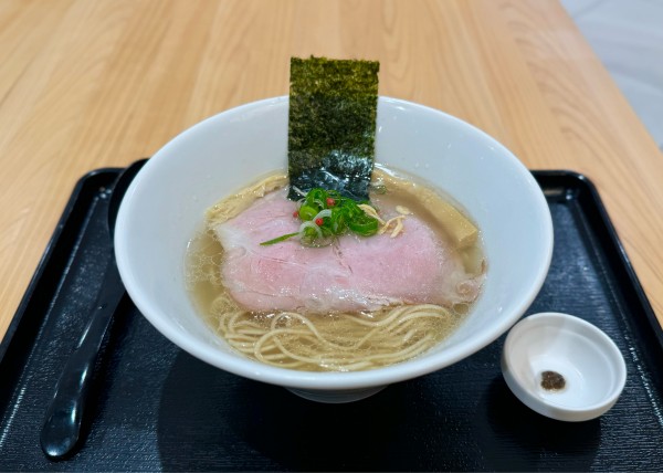 「【限定】きのこ香る淡麗塩らーめん¥950」@淡麗拉麺 己巳の写真