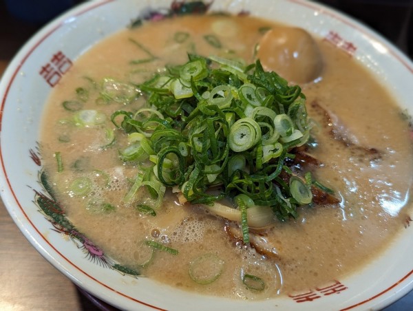 「背脂こってり中華そばバリヤワ」@中華そば 花京 天六店の写真