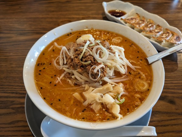 「辛味噌ラーメン(大盛)」@手打ちラーメン 谷家の写真