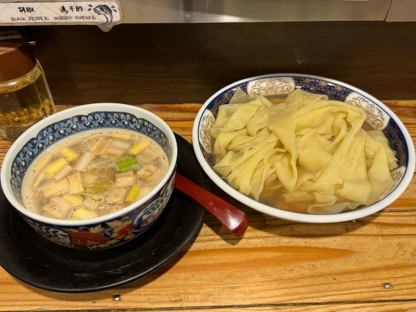 「すごいつけもめん」@すごい煮干ラーメン凪 新宿ゴールデン街店 本館の写真