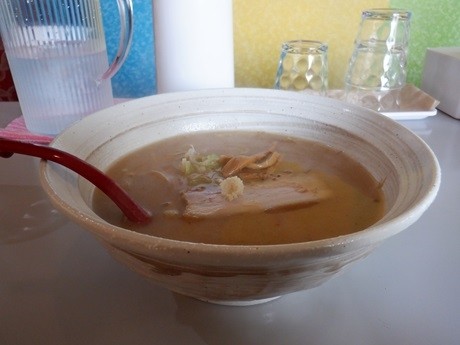 「味噌ら～めん　ハーフサイズ」@らーめんカラフルの写真