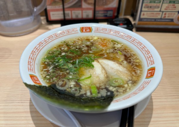 「忘れられない中華そば ¥748」@餃子の王将 イオン天王町店の写真