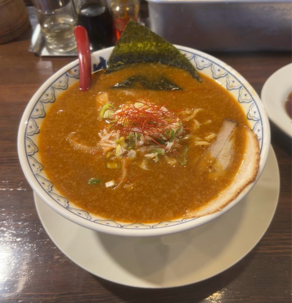 「辛とろみ」@東京豚骨拉麺 ばんから 八千代店の写真