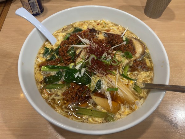 「麻辣酸辣湯麺（大）」@スミレ食堂の写真