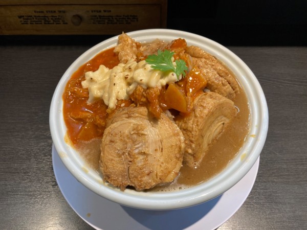 「豚増しチーズタッカルビ二郎系」@らーめん 三極志の写真