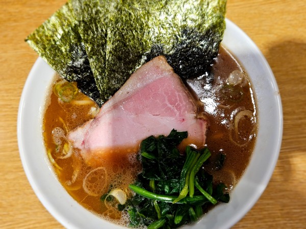 「ラーメン並」@横浜家系ラーメン 蓮の写真