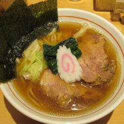 煮干しと貝の醤油ラーメン（1,200円）