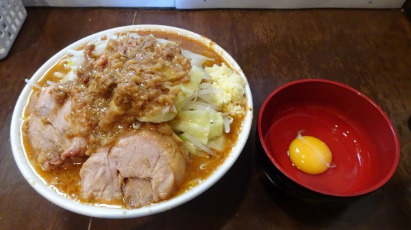 「海老ラーメン（1300円）＋生たまご（70円）ニンニクアブラ」@麺屋 歩夢の写真