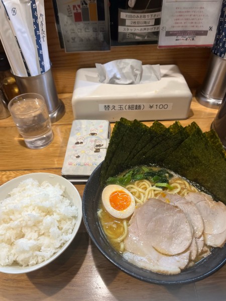「並チャーシュー海苔ライス、硬め濃いめ」@壱八家 つきみ野店の写真