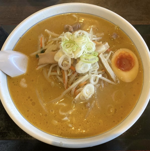 「みそらーめん 900円」@手打ちらーめん 麺之介の写真