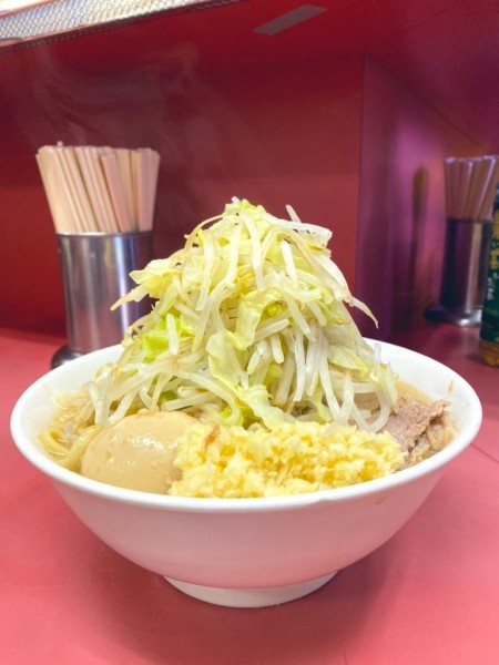 「ラーメン　少なめ　味つけタマゴ」@ラーメン二郎 ひばりヶ丘駅前店の写真