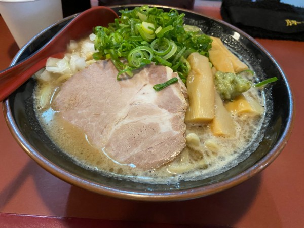 「濃厚豚骨」@らーめん 豚鬼の写真